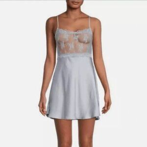 NWT Free People Lace Chamise in Dove Gray/Blue